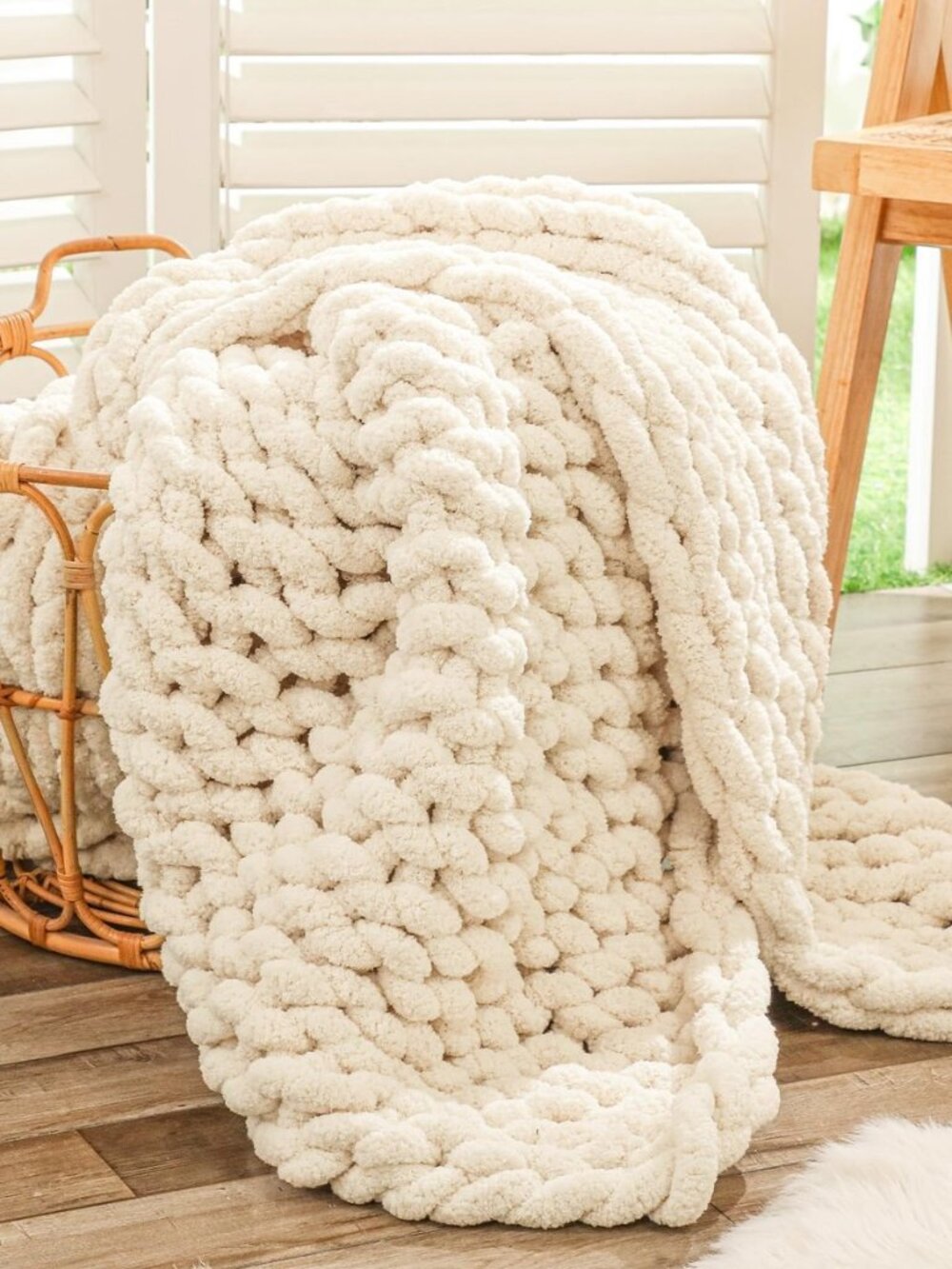 Chunky Knit Throw Blanket for Couch, 40x60 inches, Beige